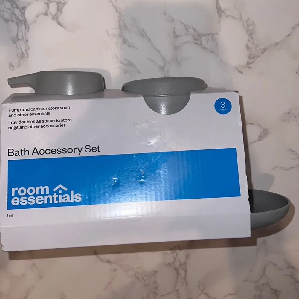 NWT 3pc Gray Bath Bundle Set Soap Tray & Pump & Canister - Room Essentials